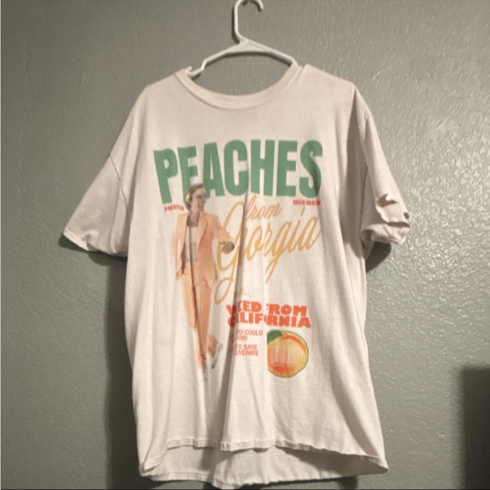 Justin Bieber Men’s White Cotton Justice Peaches Graphic T-Shirt